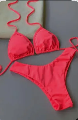 Biquinis variados