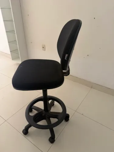 Cadeira Caixa Alta - Balcão - Portaria - Recepção - Supermercado