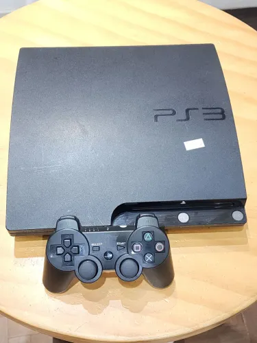 Ps3 slim 160gb com 1 controle