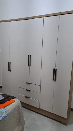 Guarda Roupa