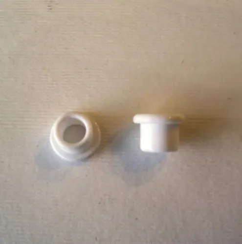 Soluções Têxteis Conjunto Passador e tensor de fio em plástico P.S. e suporte em Nylon