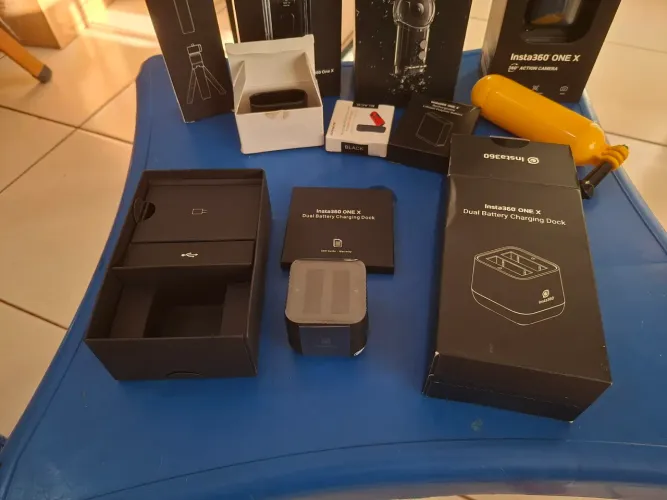 Carregador duplo Original Insta360 One X Fast Charger 2 baterias 