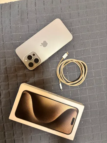 IPHONE 15 PRO MAX 256Gb