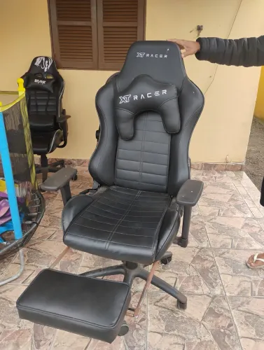 Cadeira Gamer XT Racer - R$300