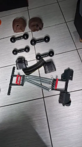 Halteres par 2kg par 3kg mais caneleira etc