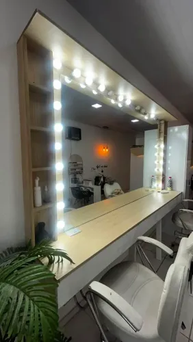 Plateleira para salão de beleza