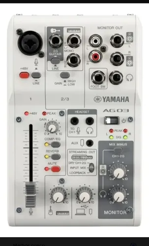 Mesa de som e Interface yamaha ag03mk2 musica lives podcast usb power