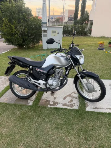 VENDO CG 160 BAIXA QUILOMETRAGEM