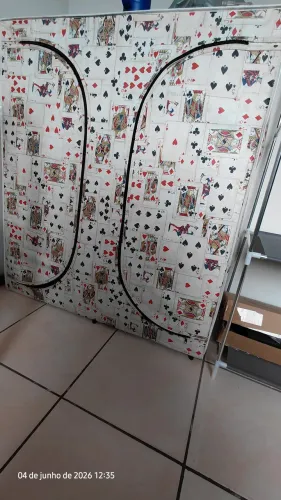 VENDE-SE SAPATEIRA