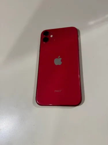 IPhone 11 64Gb precisa trocar tela! Valor já abaixo.