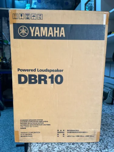 Caixa Ativa Yamaha DBR 10