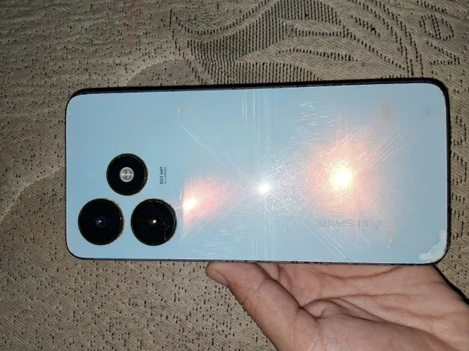 Vende - se celular tecno spark para retirada de peças