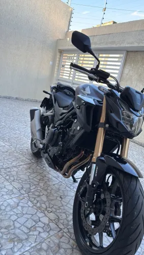 HONDA CB500F 2024