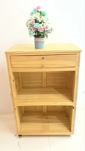 Lindo e conservado balcão para atendimento ao Cliente