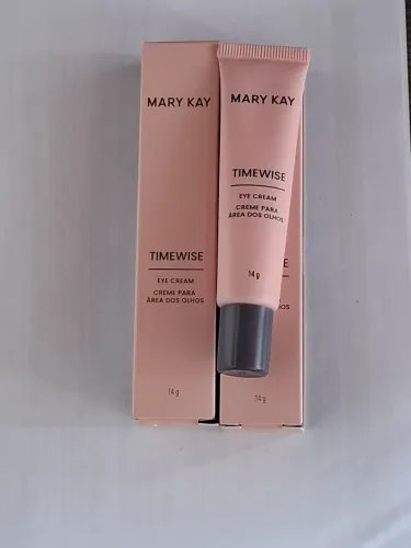 Vendo 2 creme para área dos olhos Mary kay