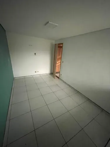 Aluga-se Kinet - obra recém concluída