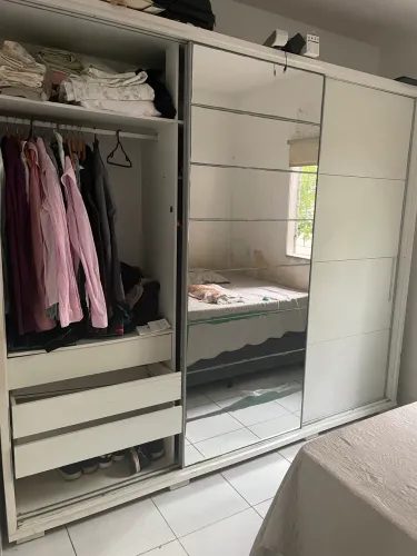 Vendo guarda roupa casal MDF 2,70m