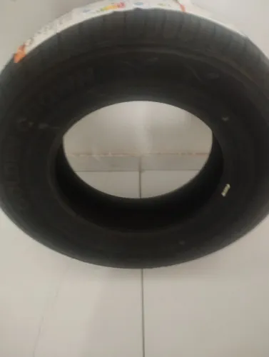 Pneu aro 13 novo