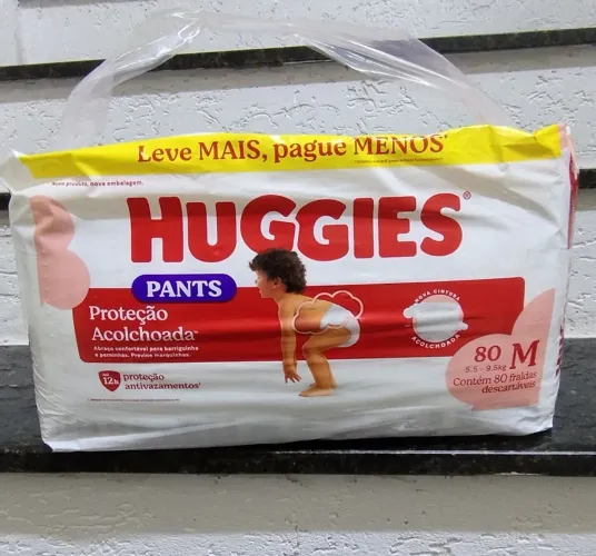 Fralda Huggies M 
