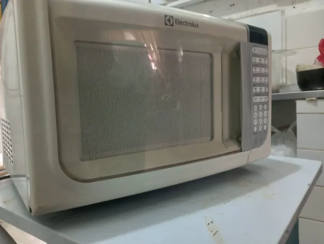 Microondas Electrolux 31 LITROS