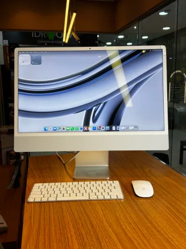(Oportunidade aceito trocas) iMac M3 impecável com acessórios originais