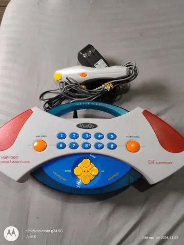 Karaoke Raf VMP 1000 ( funcionando mas não tem cartuchos)