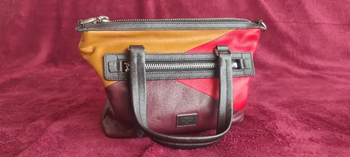 Linda bolsa marca Fóssil