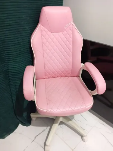 Cadeira linda para loja ou pc