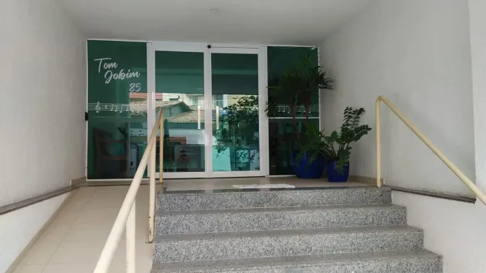 Apartamento para venda tem 90 metros quadrados com 2 quartos em Barbosa Lima - Resende - R