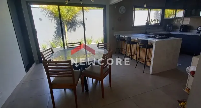 Casa em Rua Antônio Bernardinetti - Parque São Lourenço - Indaiatuba/SP