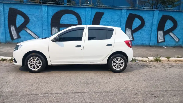 Renault Sandero Authentique Flex 1.0 12V 5P 2018