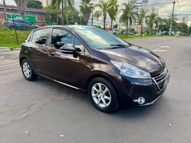 Peugeot 208 Allure 1.5 Flex 8V 5P 2015