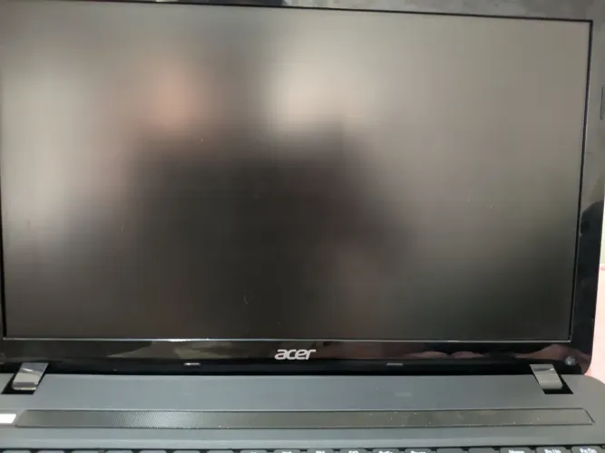 Notebook Acer Aspire e1