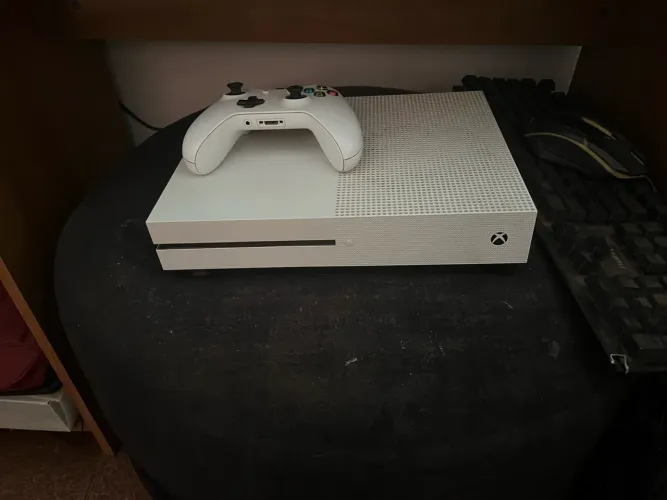 Xbox one s completo, troco em pc gamer ou em notebook gamer