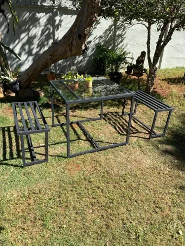 Mesa com 2 banho de modelo industrial com tampo de vidro modelo industrial