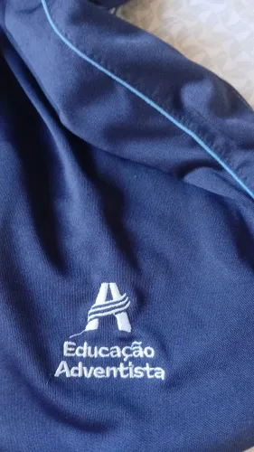 Bermuda do colégio adventista