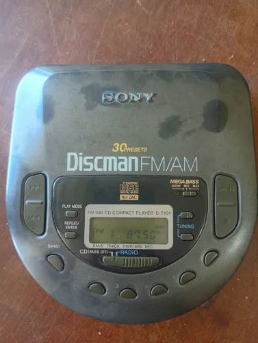 Dicman Sony modelo D-T101 cd e rádio AM FM ler o anúncio
