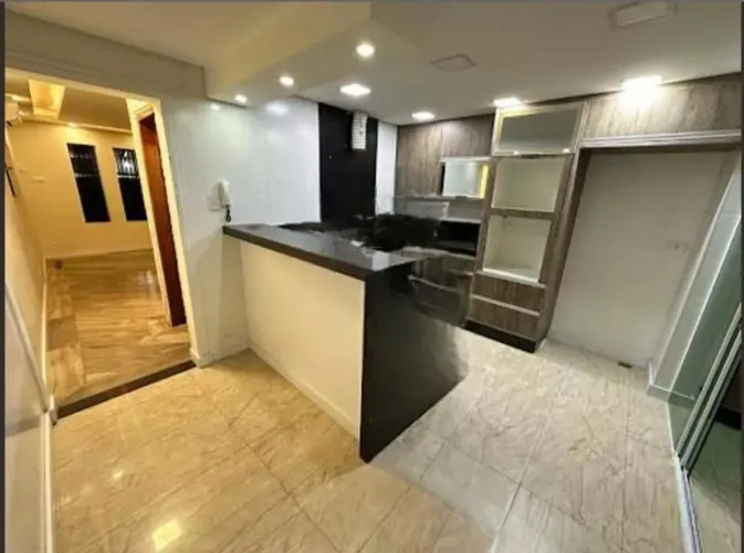 Sobrado com 3 quartos para alugar, 156 m² por R$ 5.540/mês - Jardim Santa Mena - Guarulhos