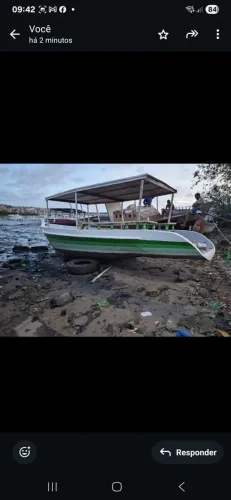 Barco tipo saveiro