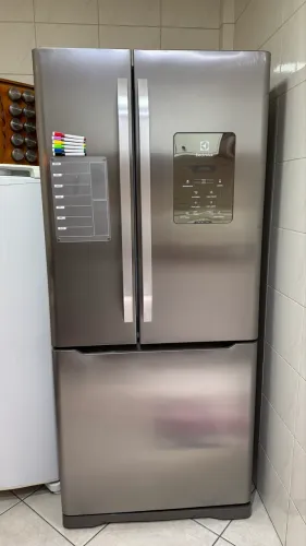Geladeira Electrolux 3 portas