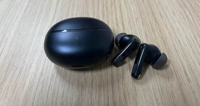 Fone Bluetooth QCY MeloBuds N70 ANC - (Som Hi-Res e LDAC)