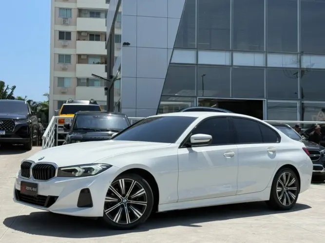 BMW 320I A 2.0 Turbo/activeflex 16V 184cv 4P 2023