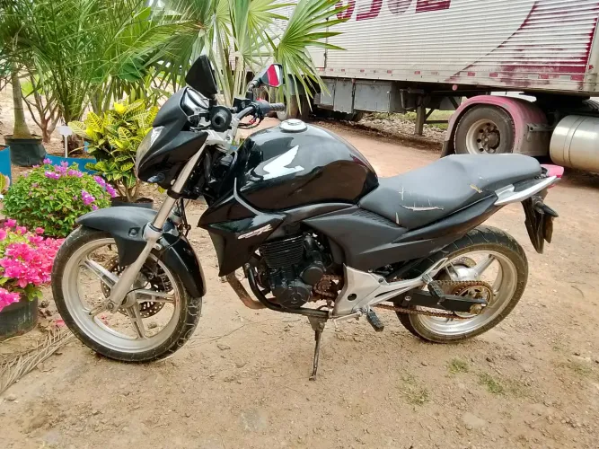 Vendo cb300r abaixo da tabela