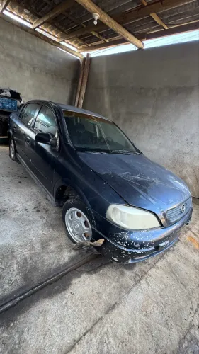 Sucata Gm Astra 2.0 8v Manual 1999 Vendo peças