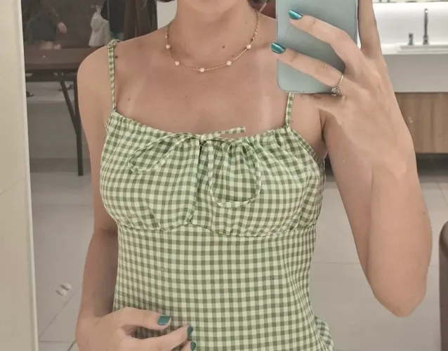 Vestido xadrez verde e branco de alça