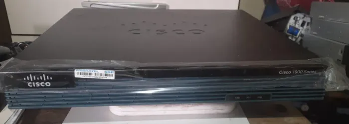 Roteador Cisco 1900 Series
