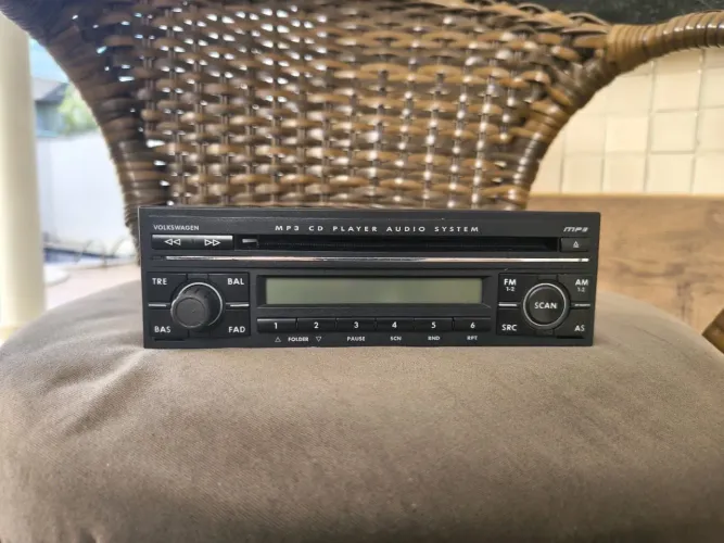 Radio Original Golf GTI MK4 + Porta Treco