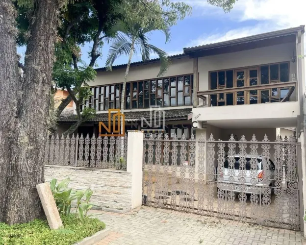 EXCELENTE CASA NA VILA SUIÇA À VENDA - ÓTIMA LOCALIZAÇÃO