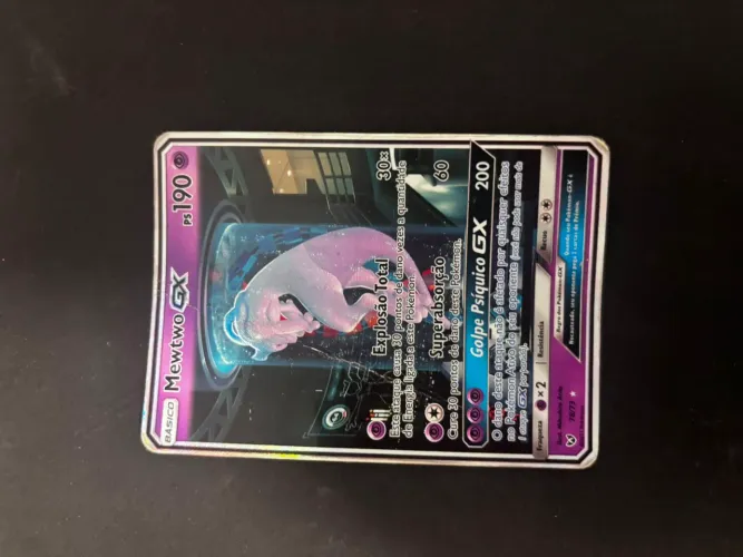 Carta Pokémon rara