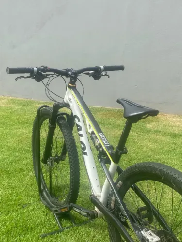 CALOI ELITE FS Aro 29 - FULL SUSPENSION IMPECÁVEL